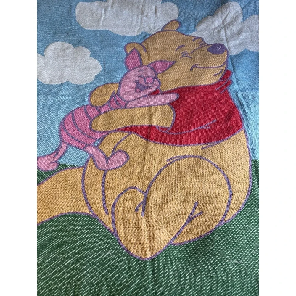 Beacon Disney Winnie The Pooh And Piglet Blanket Tapestry Friendship 62